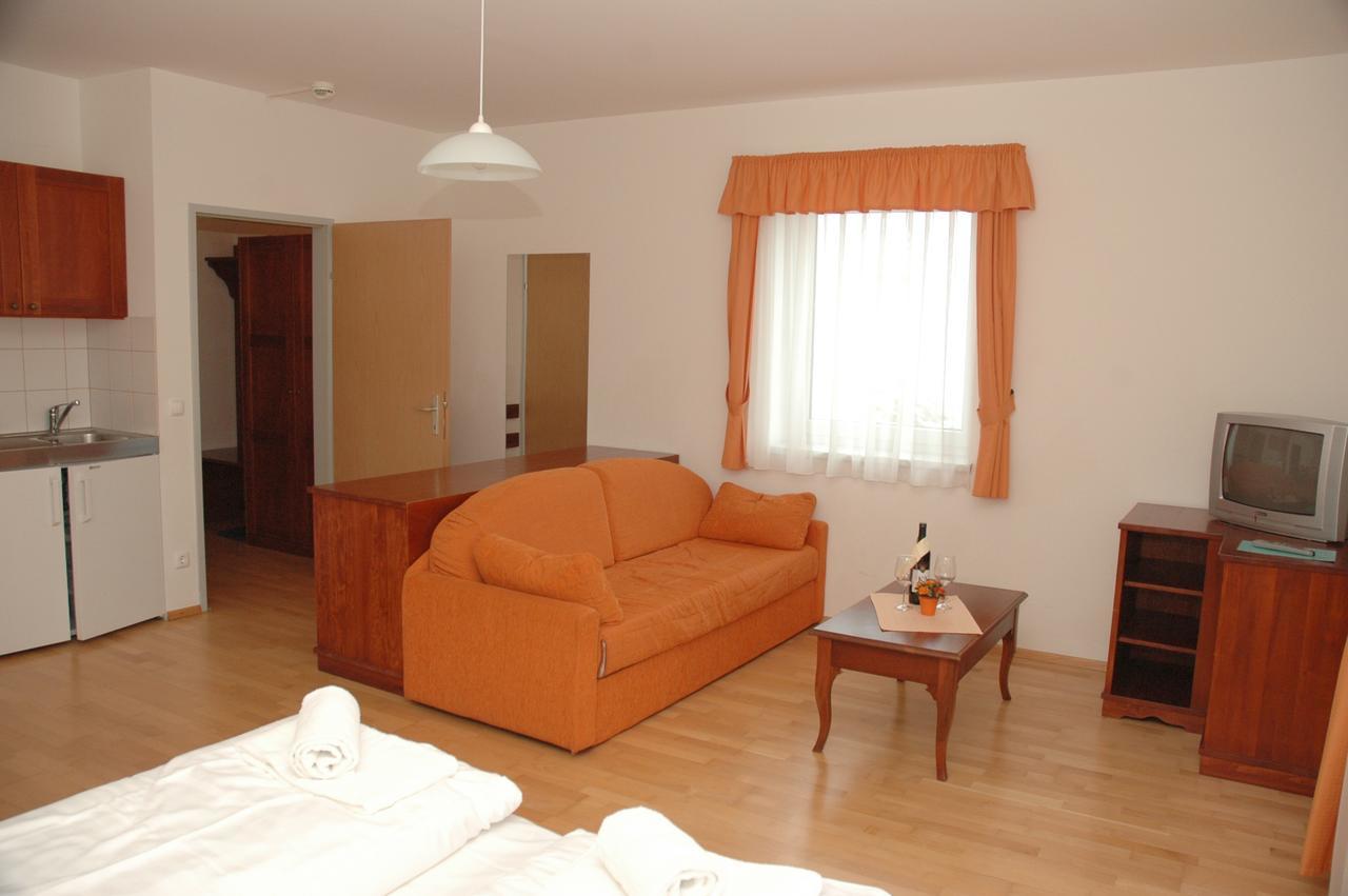 Sporthotel Am Oetscher Lackenhof Bagian luar foto
